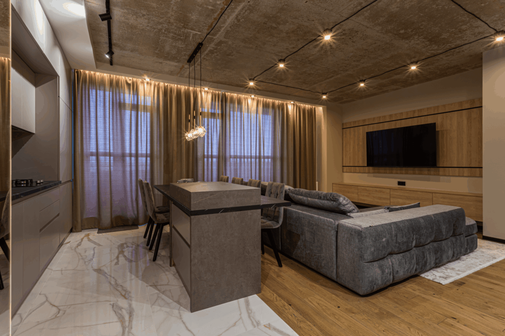 Львів, вул. Варшавська