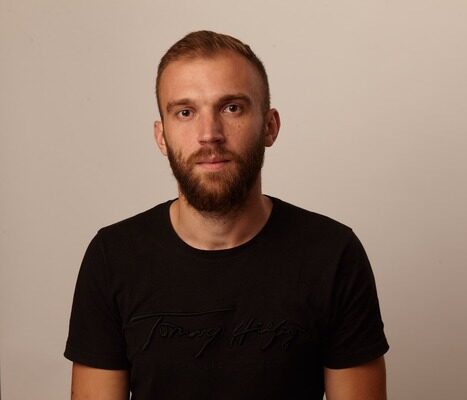 Віталій Дещук